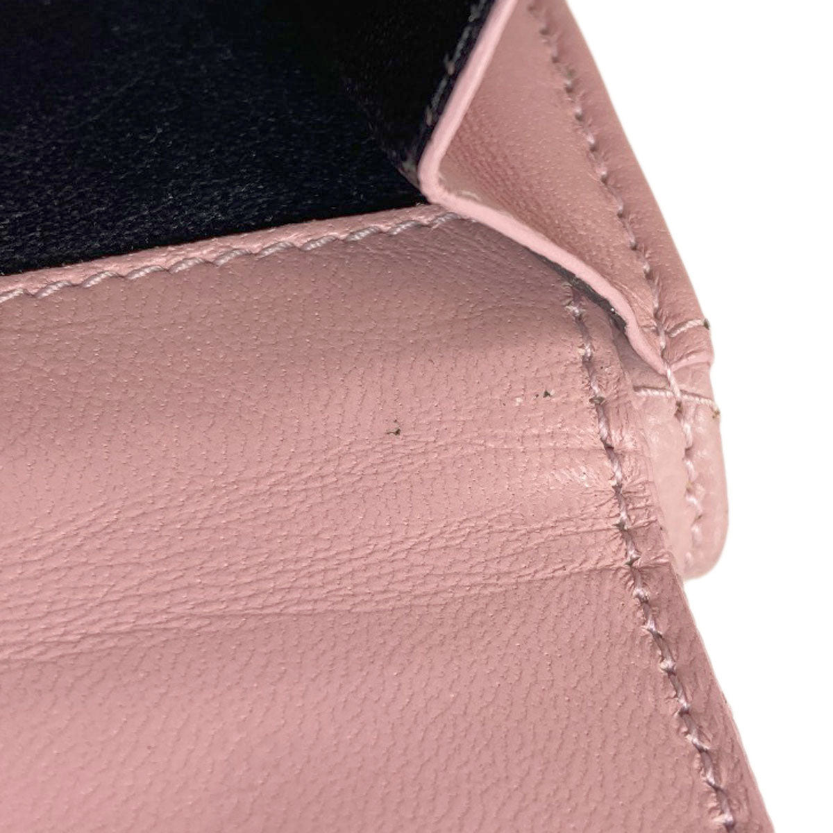 YVES SAINT LAURENT V-stitch compact wallet Bifold Wallet with Coin Pocket Calf Ladies [Used]