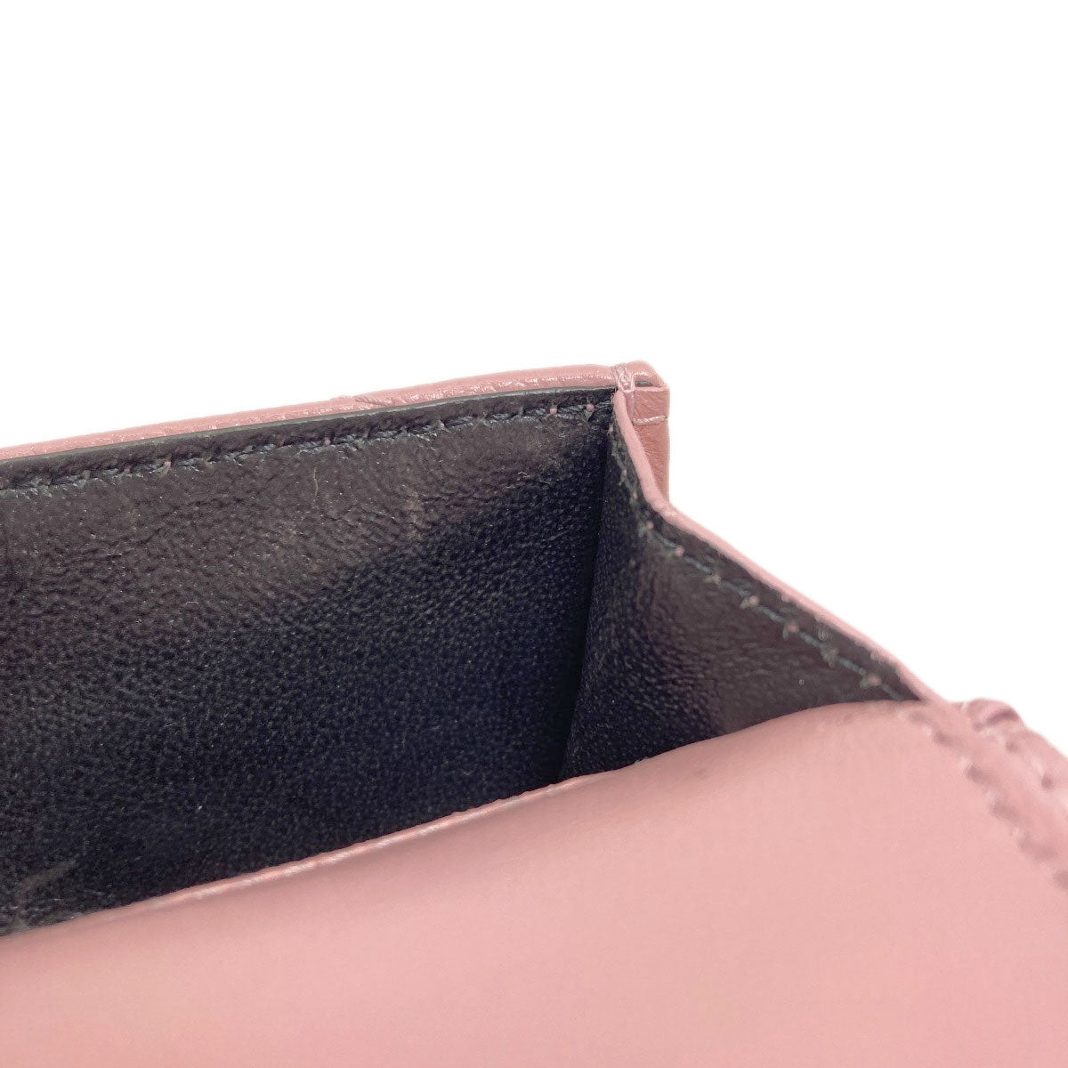 YVES SAINT LAURENT V-stitch compact wallet Bifold Wallet with Coin Pocket Calf Ladies [Used]