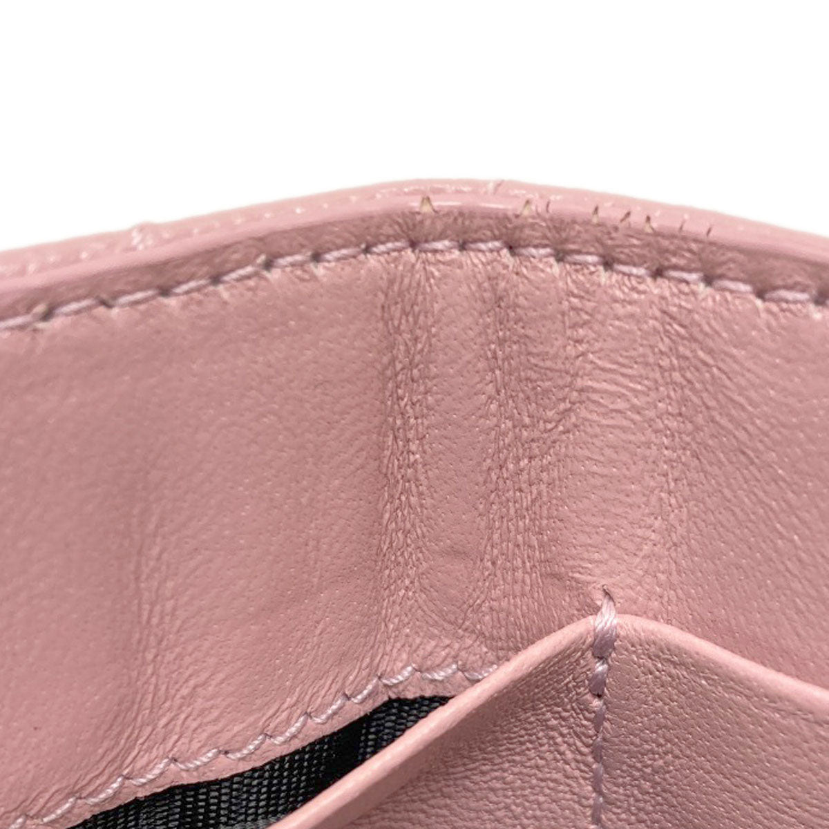 YVES SAINT LAURENT V-stitch compact wallet Bifold Wallet with Coin Pocket Calf Ladies [Used]