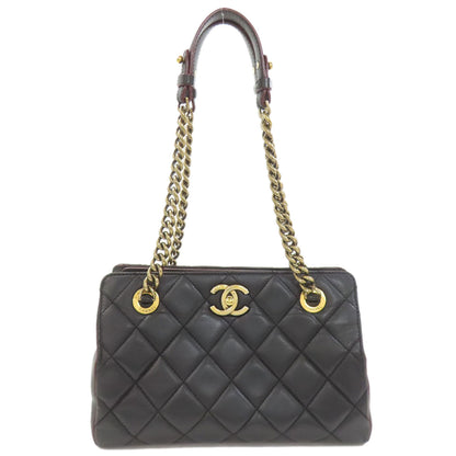 CHANEL ChainShoulder Matelasse GoldHardware Shoulder Bag Lambskin Ladies [Used]