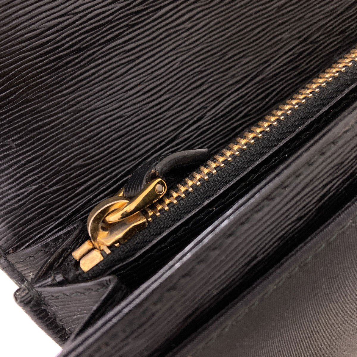 PRADA Triangle Long wallet (with coin pocket) Nylon LeatherLadies [Used]