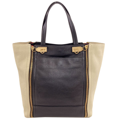 Salvatore Ferragamo GanciniHardware Handbag Leather Ladies [Used]