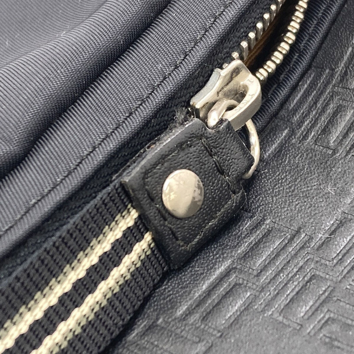 Dunhill logo Shoulder Bag Nylon mens [Used]