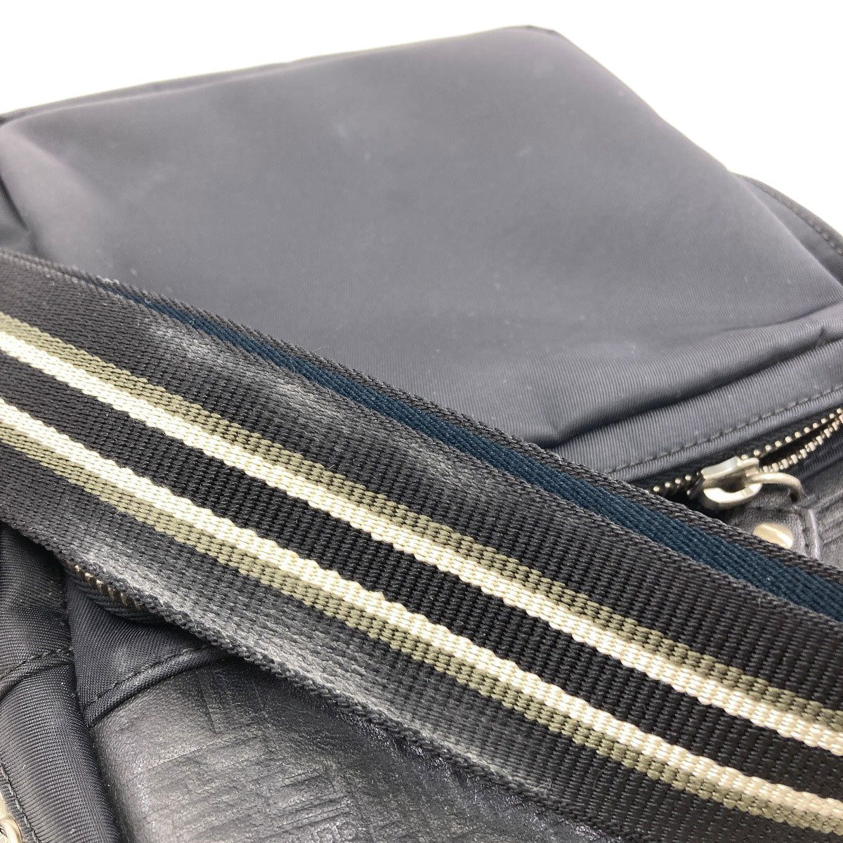 Dunhill logo Shoulder Bag Nylon mens [Used]