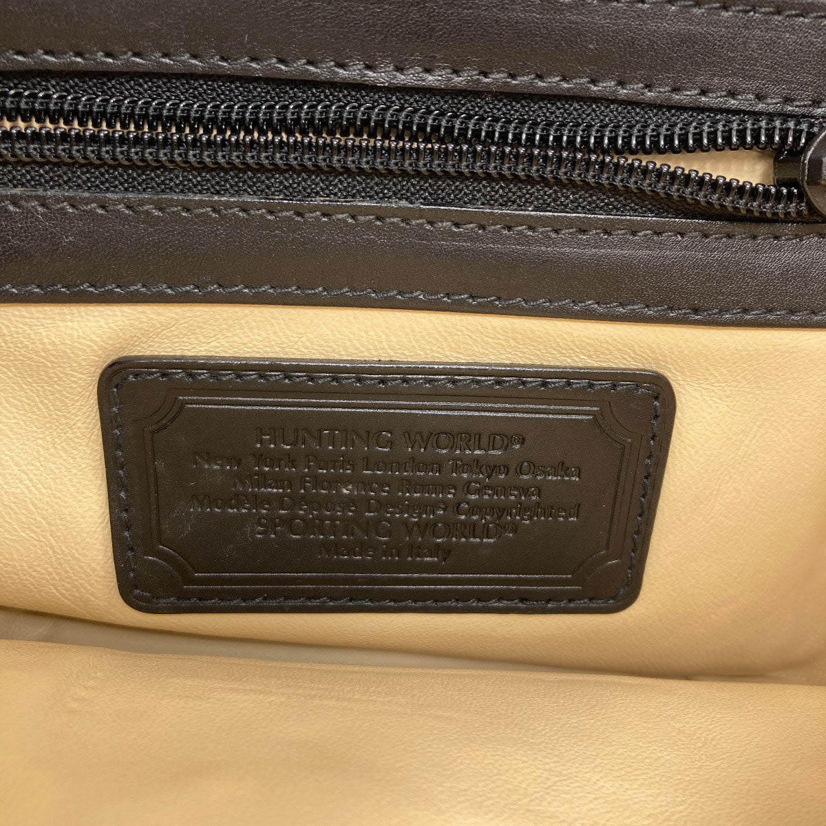 HUNTING WORLD logo Handbag Leather Ladies [Used]