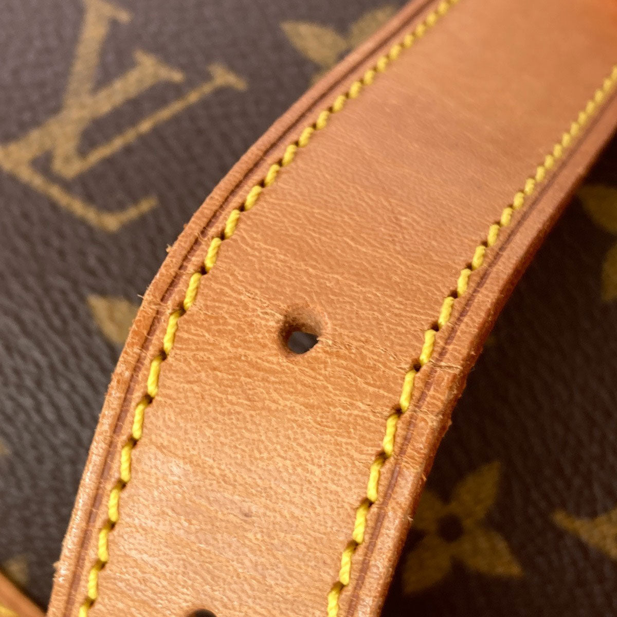 LOUIS VUITTON M40662 Saumur GM Tote Bag Monogram canvas Ladies [Used]