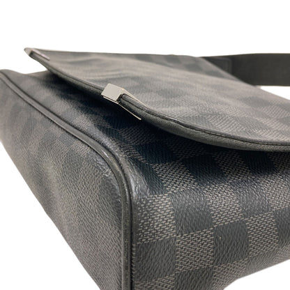 LOUIS VUITTON N41028 District PM Shoulder Bag Damier canvas mens [Used]