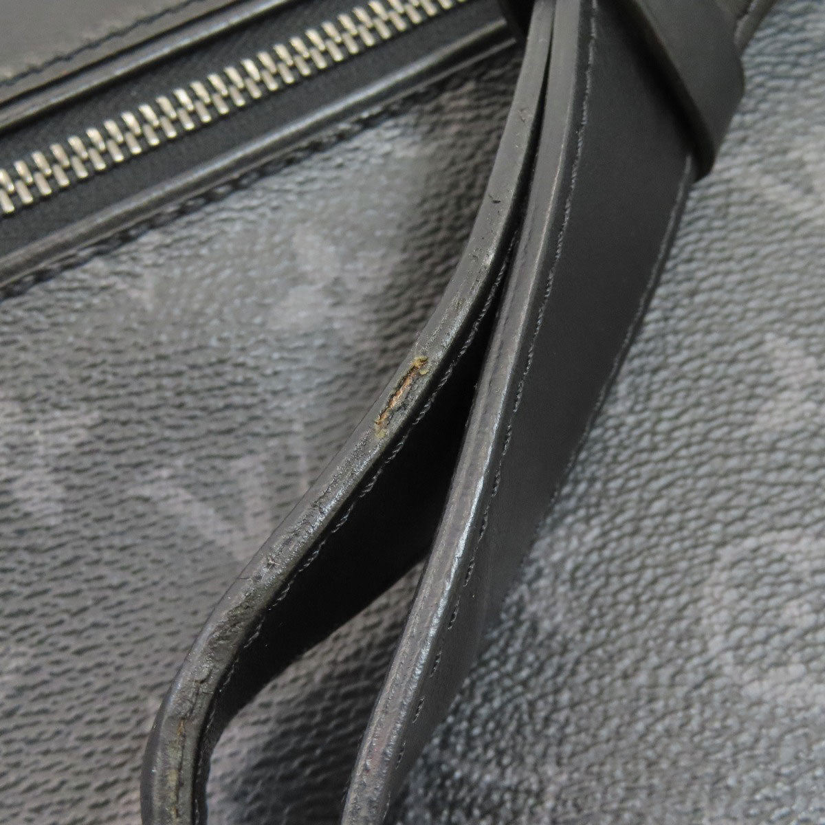 LOUIS VUITTON M46035 Discovery Bum Bag body bag Monogram Eclipse Ladies [Used]