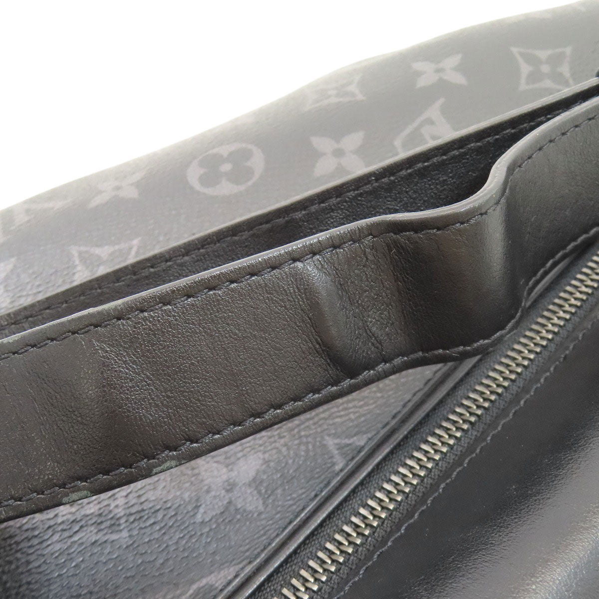 LOUIS VUITTON M46035 Discovery Bum Bag body bag Monogram Eclipse Ladies [Used]