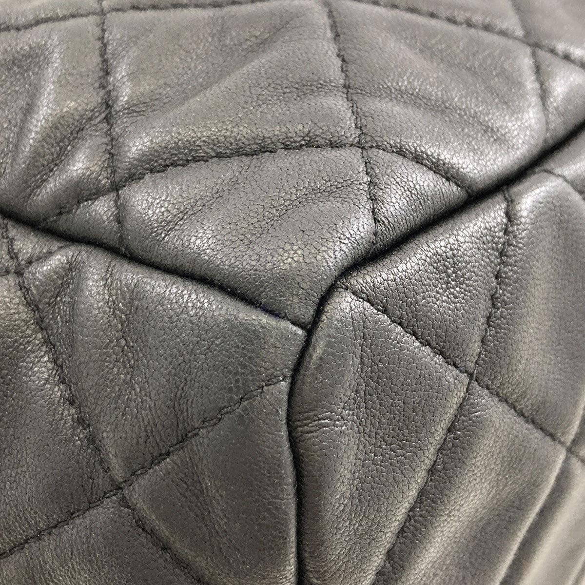 CHANEL Chain bag, Matelasse SilverHardware, 2-way Handbag Lambskin Ladies [Used]