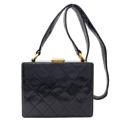 CHANEL Matelasse GoldHardware Shoulder Bag Lambskin Ladies [Used]