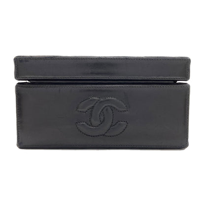 CHANEL Matelasse GoldHardware Shoulder Bag Lambskin Ladies [Used]