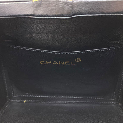 CHANEL Matelasse GoldHardware Shoulder Bag Lambskin Ladies [Used]
