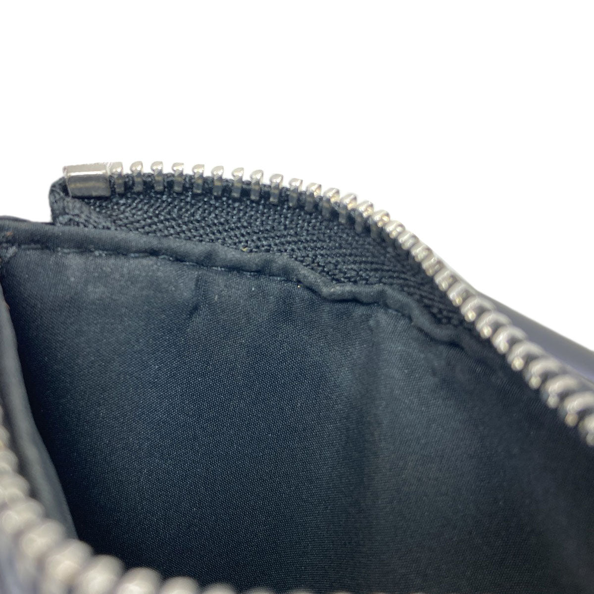 MaisonMargiela logo Bifold Wallet with Coin Pocket Enamel Ladies [Used]