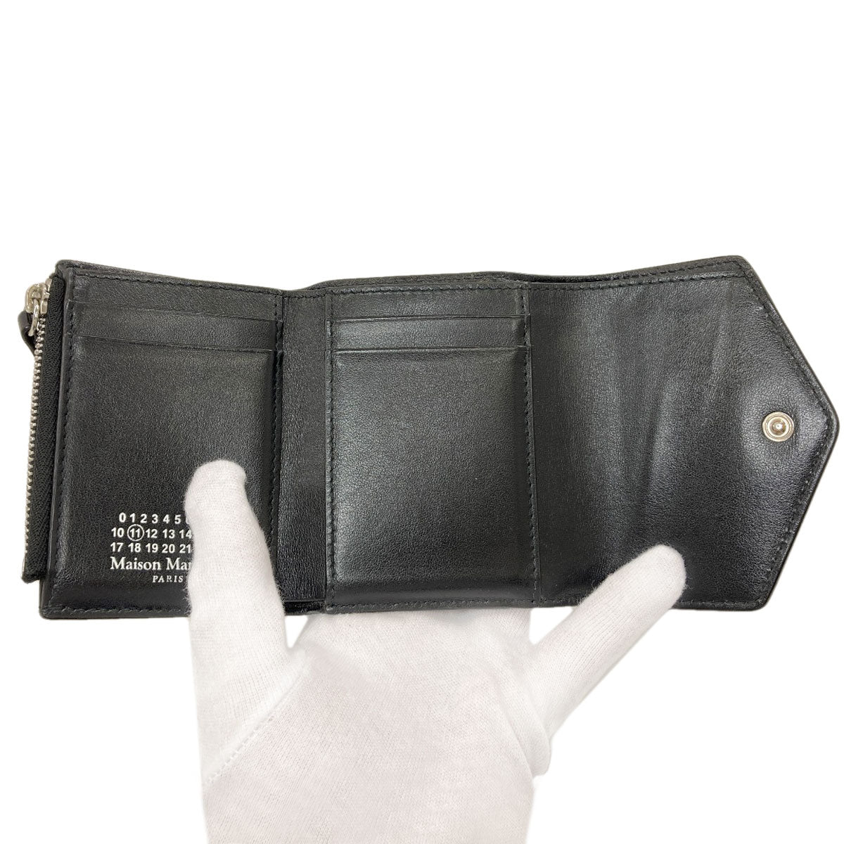 MaisonMargiela logo Bifold Wallet with Coin Pocket Enamel Ladies [Used]