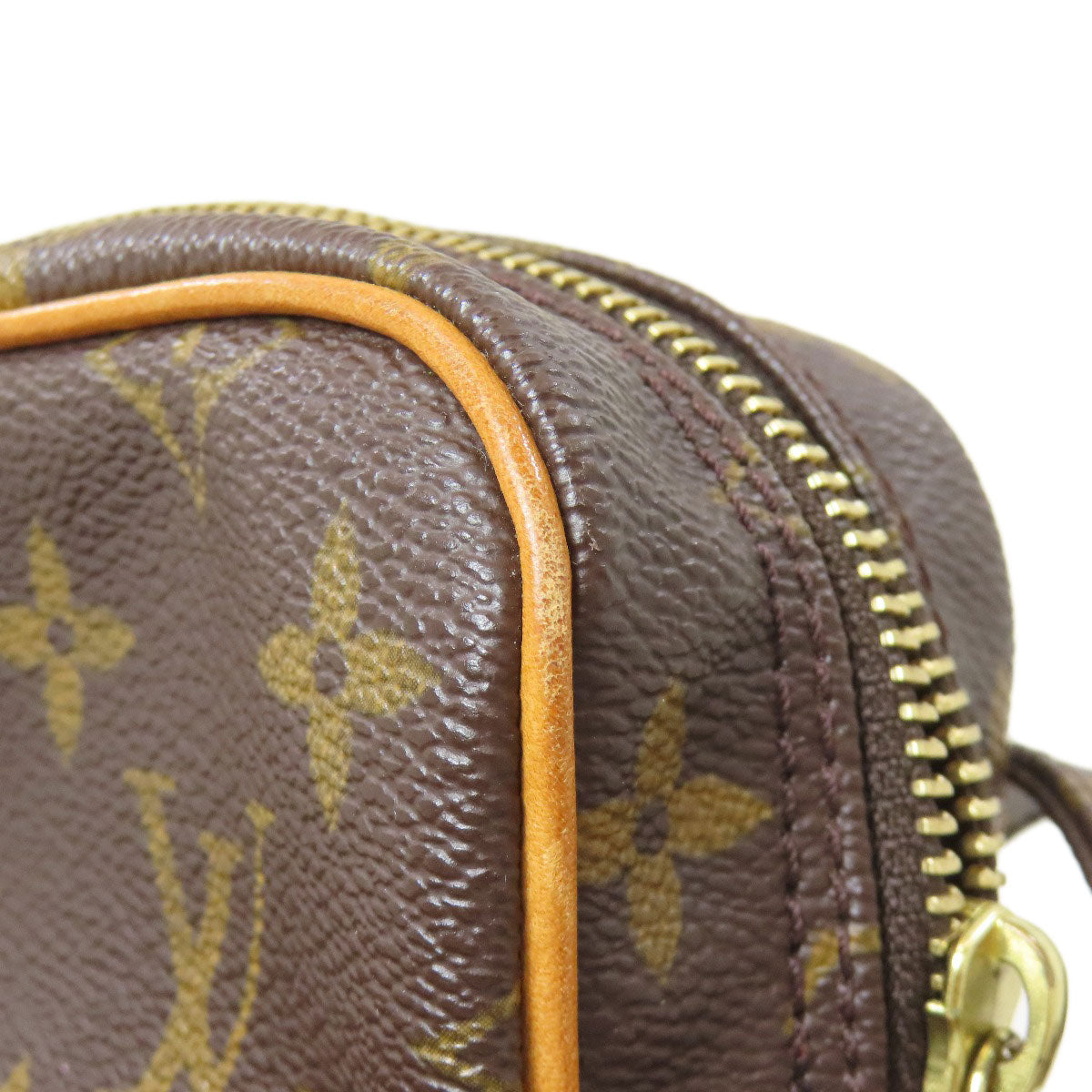 LOUIS VUITTON M45236 Amazon Shoulder Bag Monogram canvas Ladies [Used]