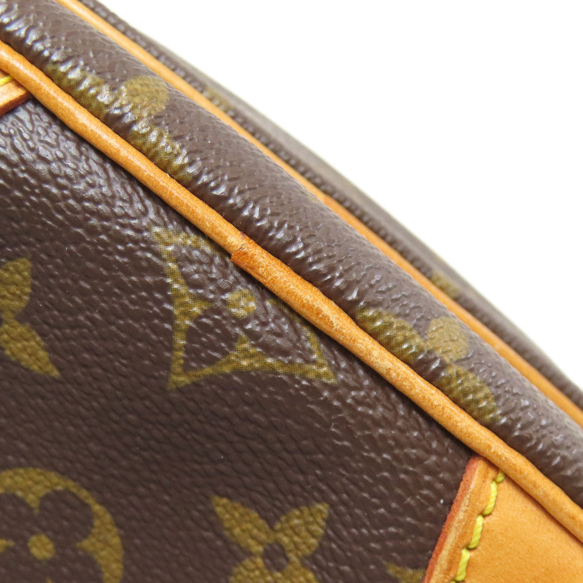 LOUIS VUITTON M45236 Amazon Shoulder Bag Monogram canvas Ladies [Used]
