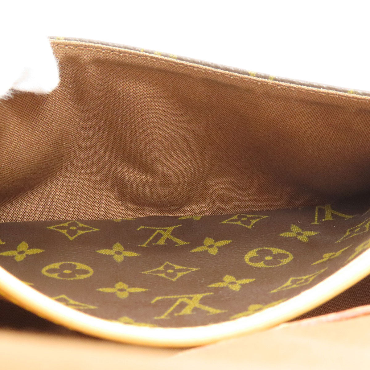 LOUIS VUITTON M42250 Sologne Shoulder Bag Monogram canvas Ladies [Used]