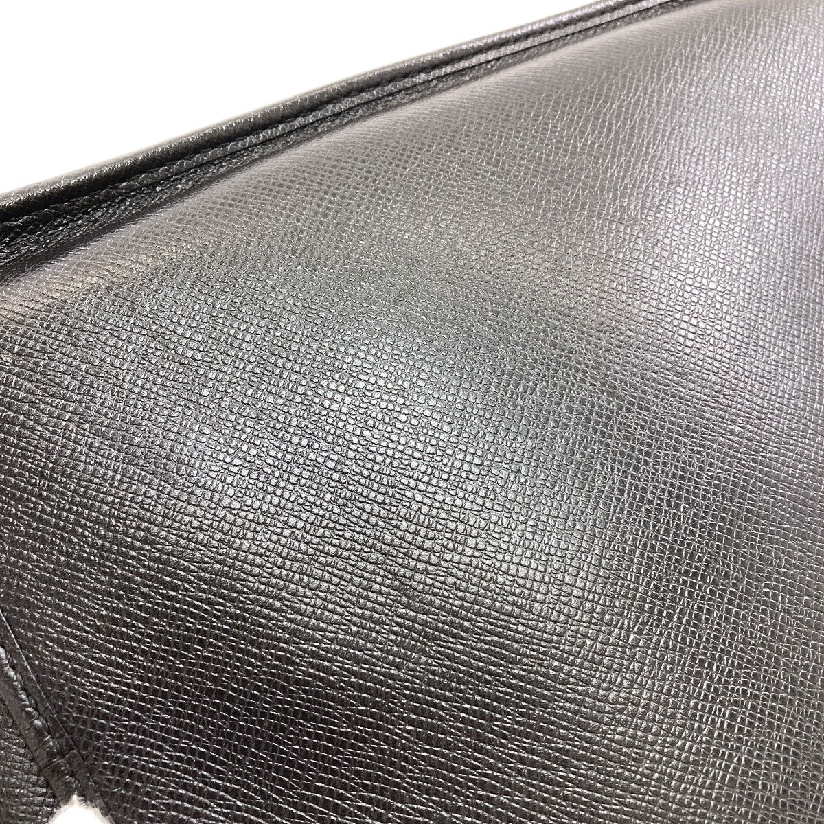 LOUIS VUITTON M32482 Andrei Shoulder Bag Taiga Ladies [Used]