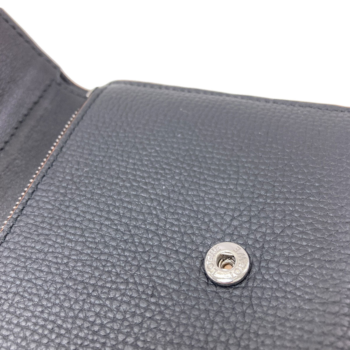 LOEWE Anagram Trifold Wallet Bifold Wallet with Coin Pocket Leather Ladies [Used]