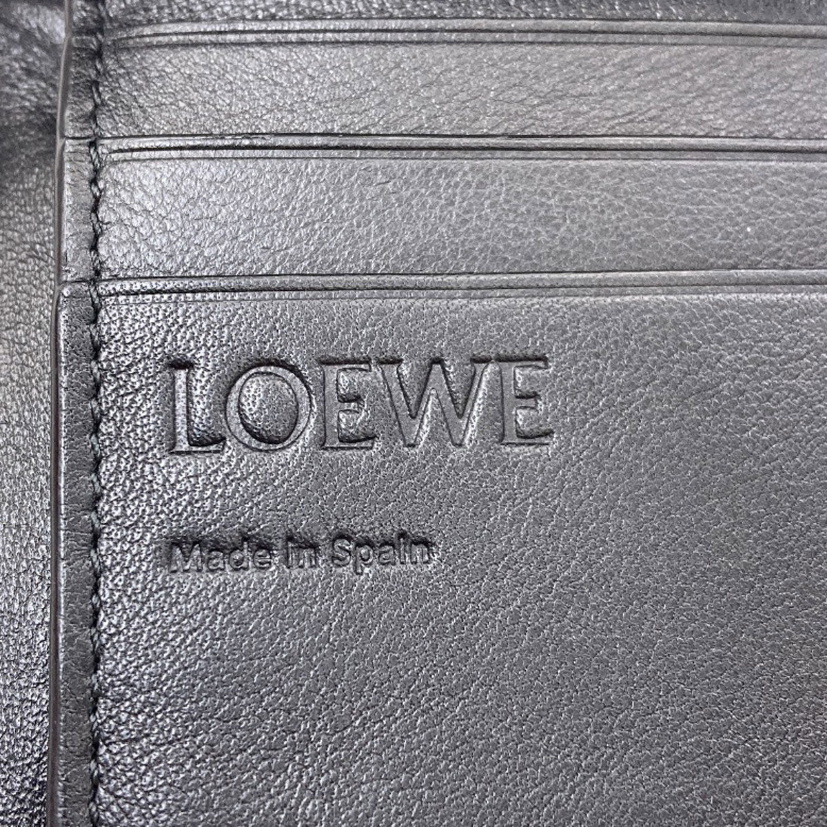 LOEWE Anagram Trifold Wallet Bifold Wallet with Coin Pocket Leather Ladies [Used]