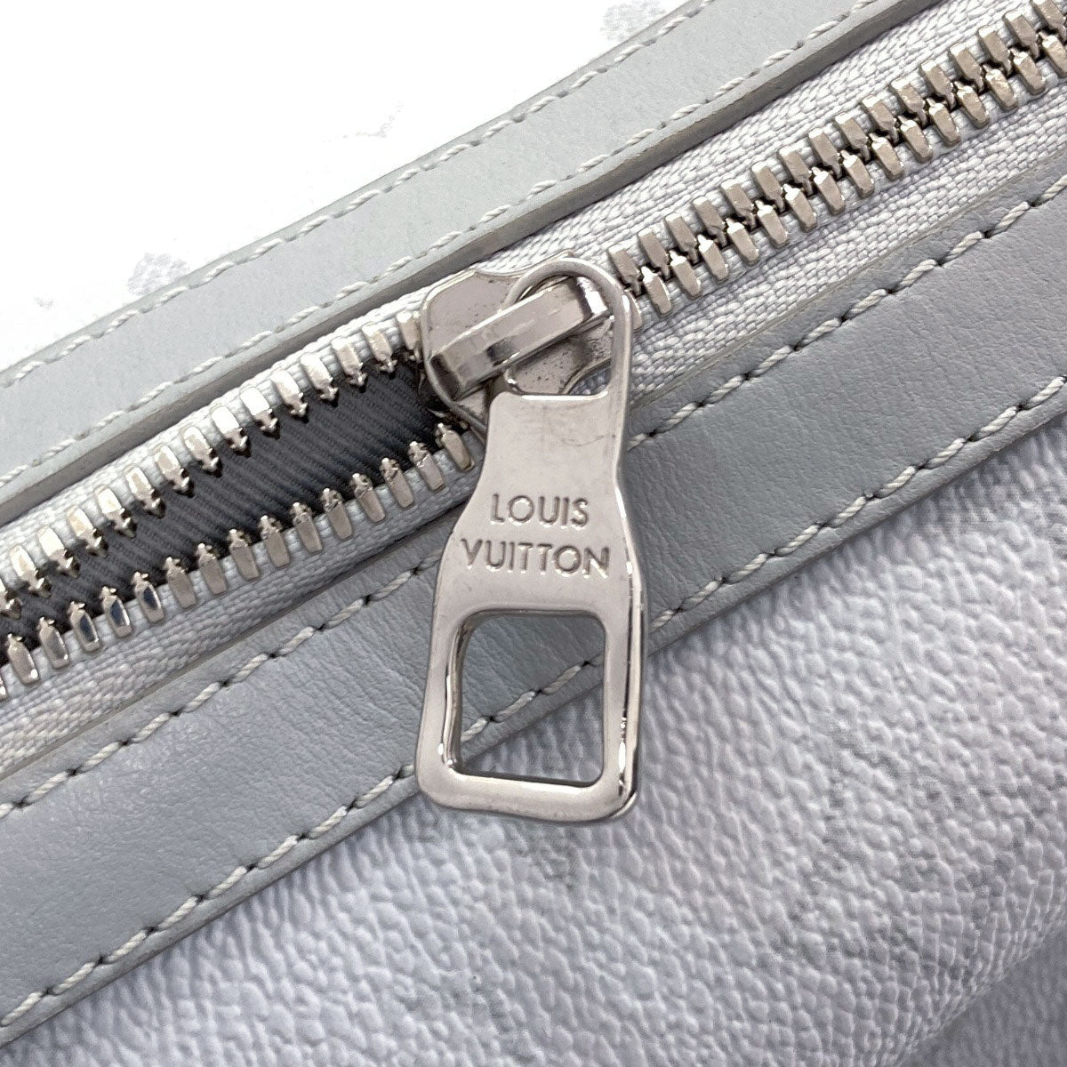 LOUIS VUITTON M44629 Choke Sling body bag Monogram canvas Ladies [Used]