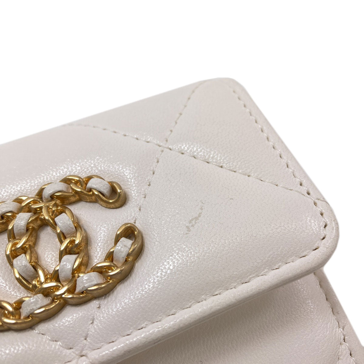 CHANEL Chain Wallet COCO Mark GoldHardware SilverHardware coin purse Lambskin Ladies [Used]