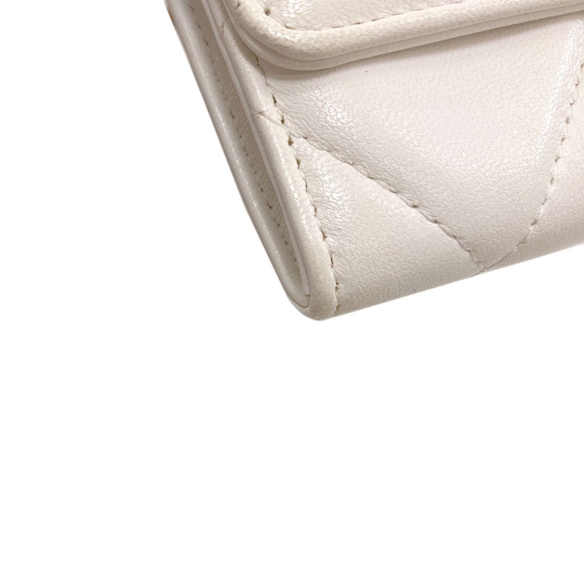 CHANEL Chain Wallet COCO Mark GoldHardware SilverHardware coin purse Lambskin Ladies [Used]