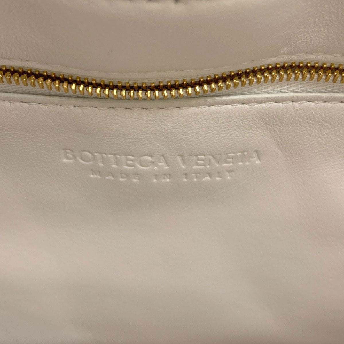 BOTTEGA VENETA Chain Cassette Maxi Intrecciato Handbag Calf Ladies [Used]