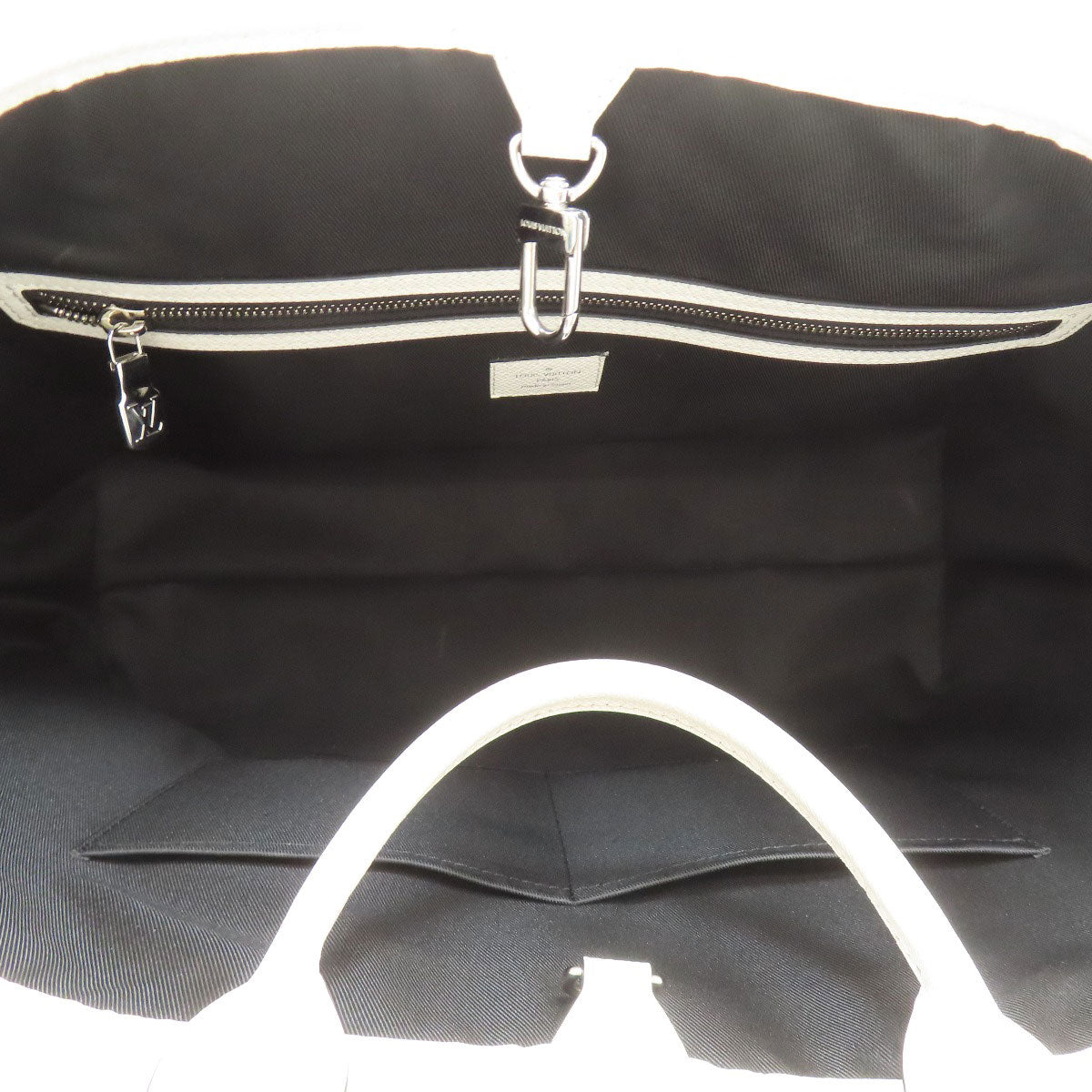 LOUIS VUITTON M30919 Weekend Tote NM Tote Bag Taigalama mens [Used]