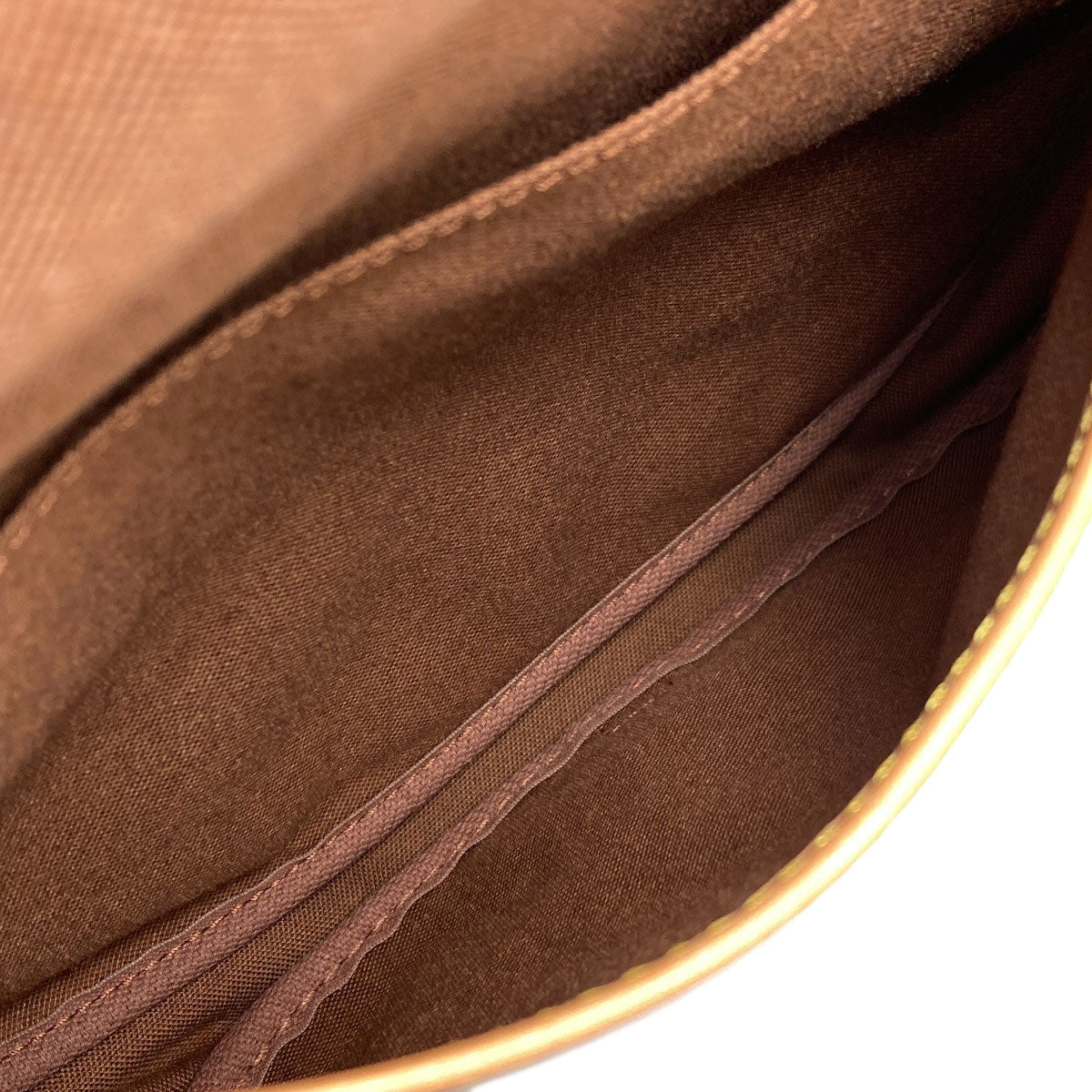 LOUIS VUITTON M40710 Saumur MM Shoulder Bag Monogram canvas Ladies [Used]
