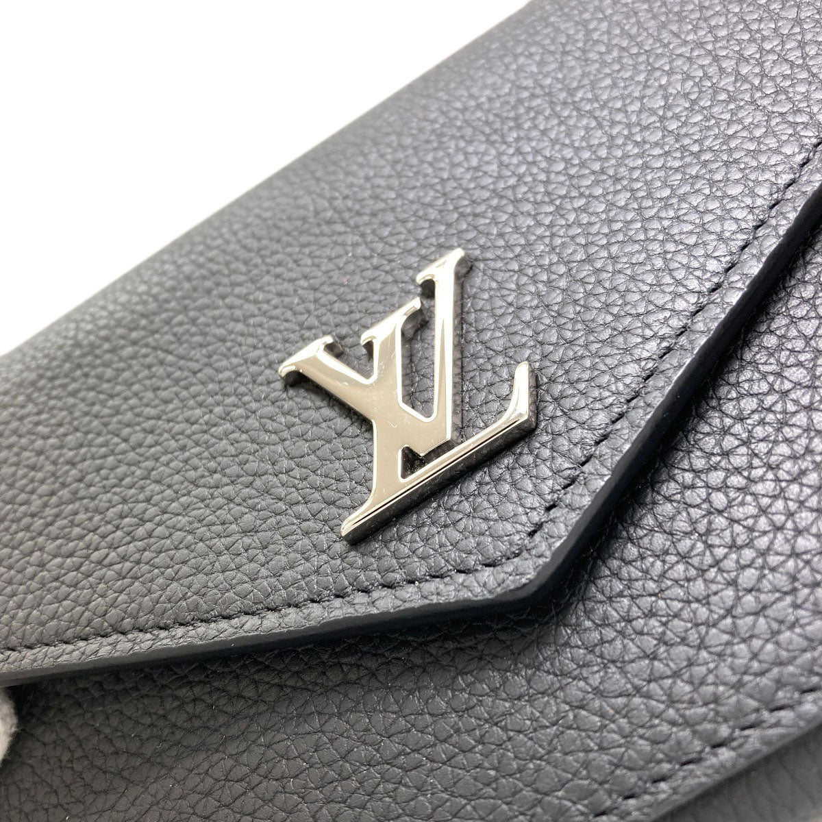LOUIS VUITTON M62530 My Lock Me Long wallet (with coin pocket) Taurillon Clemence Ladies [Used]