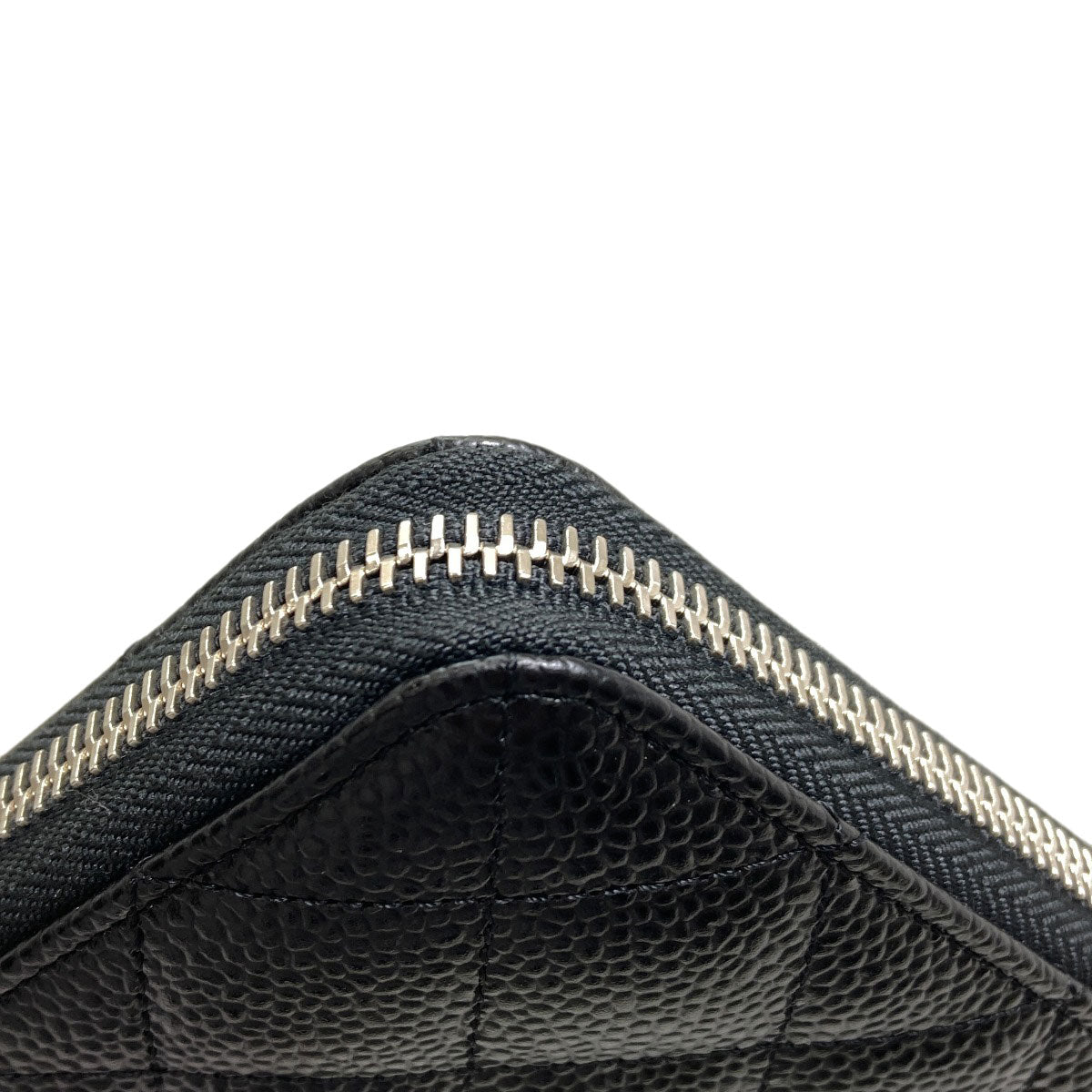 CHANEL Matelasse COCO Mark SilverHardware Long wallet (with coin pocket) Grained Calfskin Skin Ladies [Used]