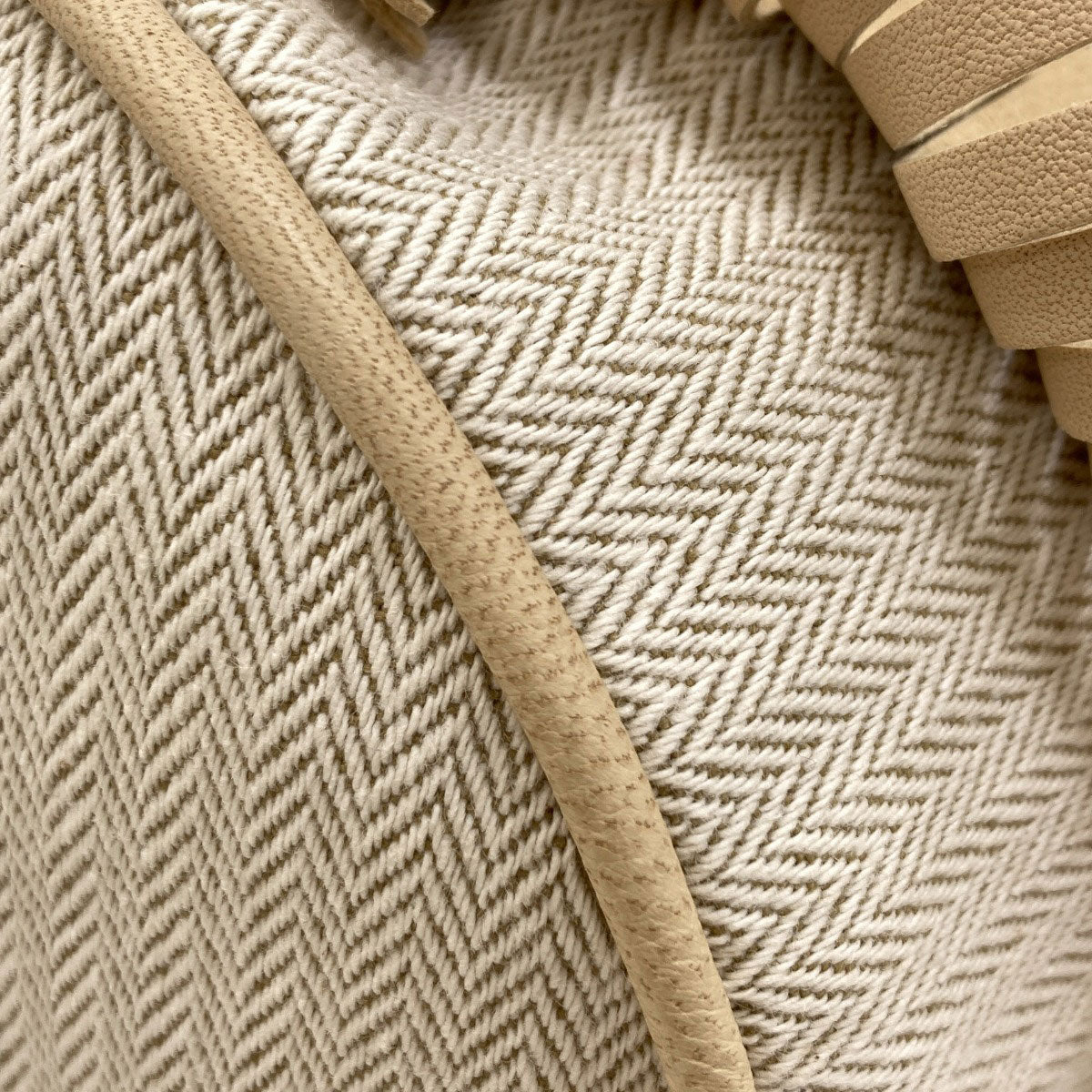 HERMES Tipi Shoulder Bag Canvas Ladies [Used]