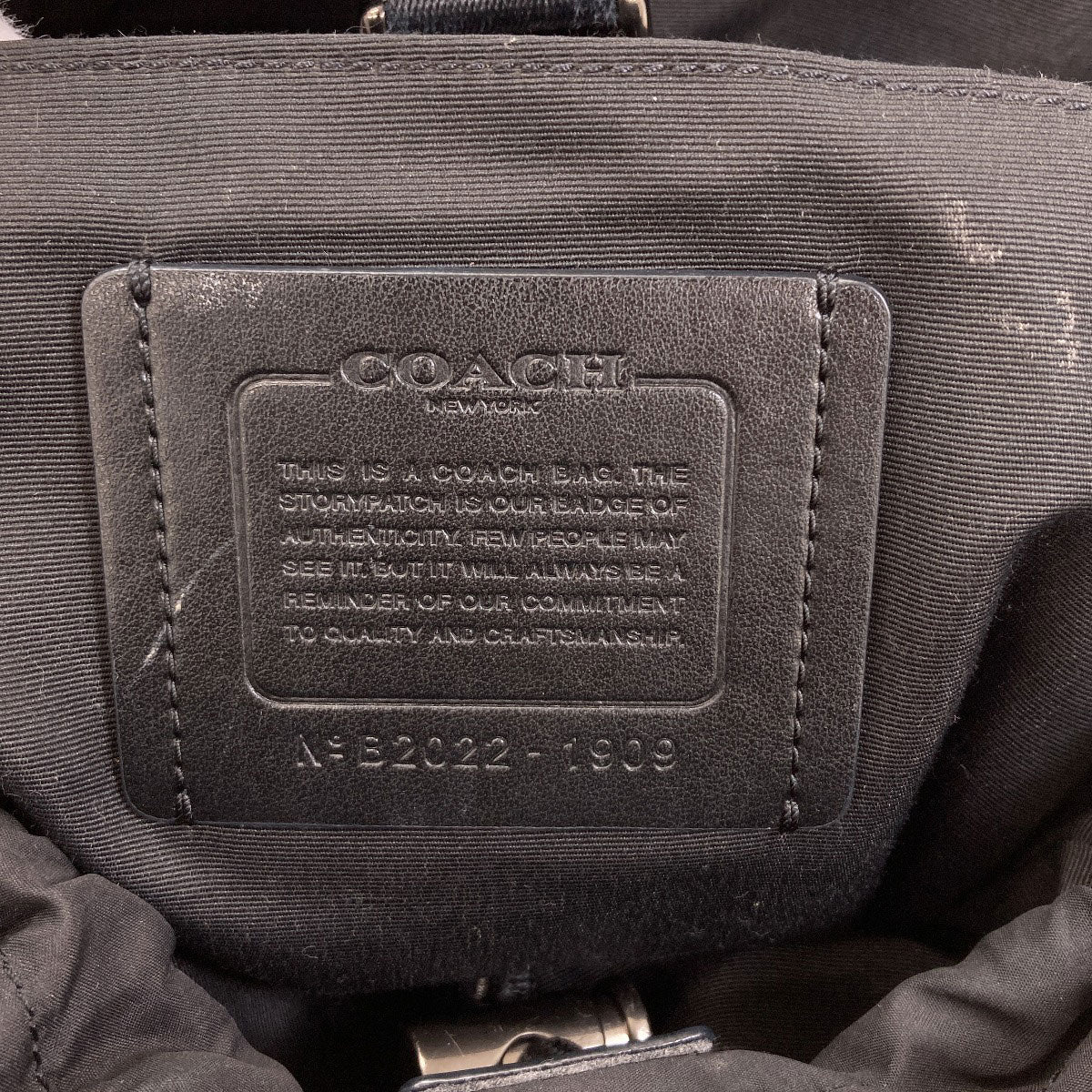 COACH 1909 Signature body bag PVC LeatherLadies [Used]