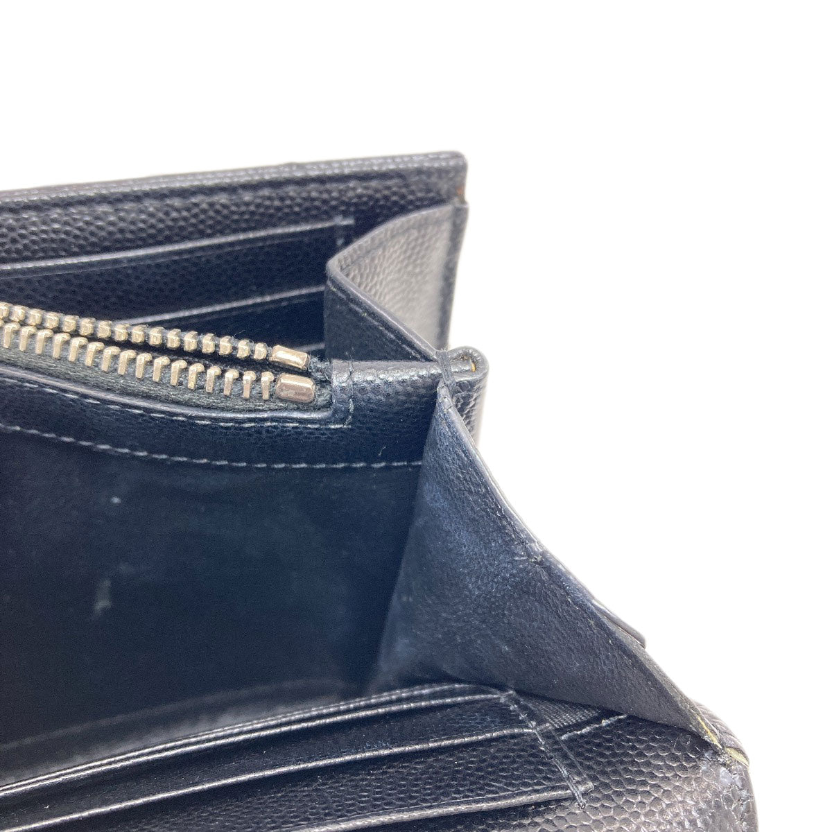 YVES SAINT LAURENT ChainShoulder V stitch Shoulder Bag Calf Ladies [Used]