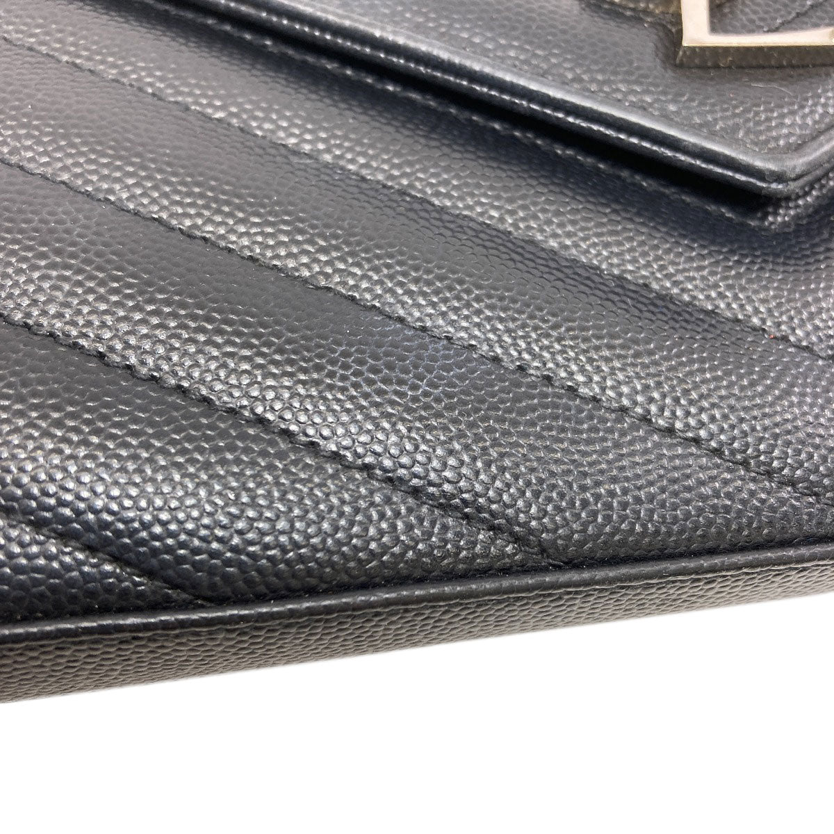 YVES SAINT LAURENT ChainShoulder V stitch Shoulder Bag Calf Ladies [Used]