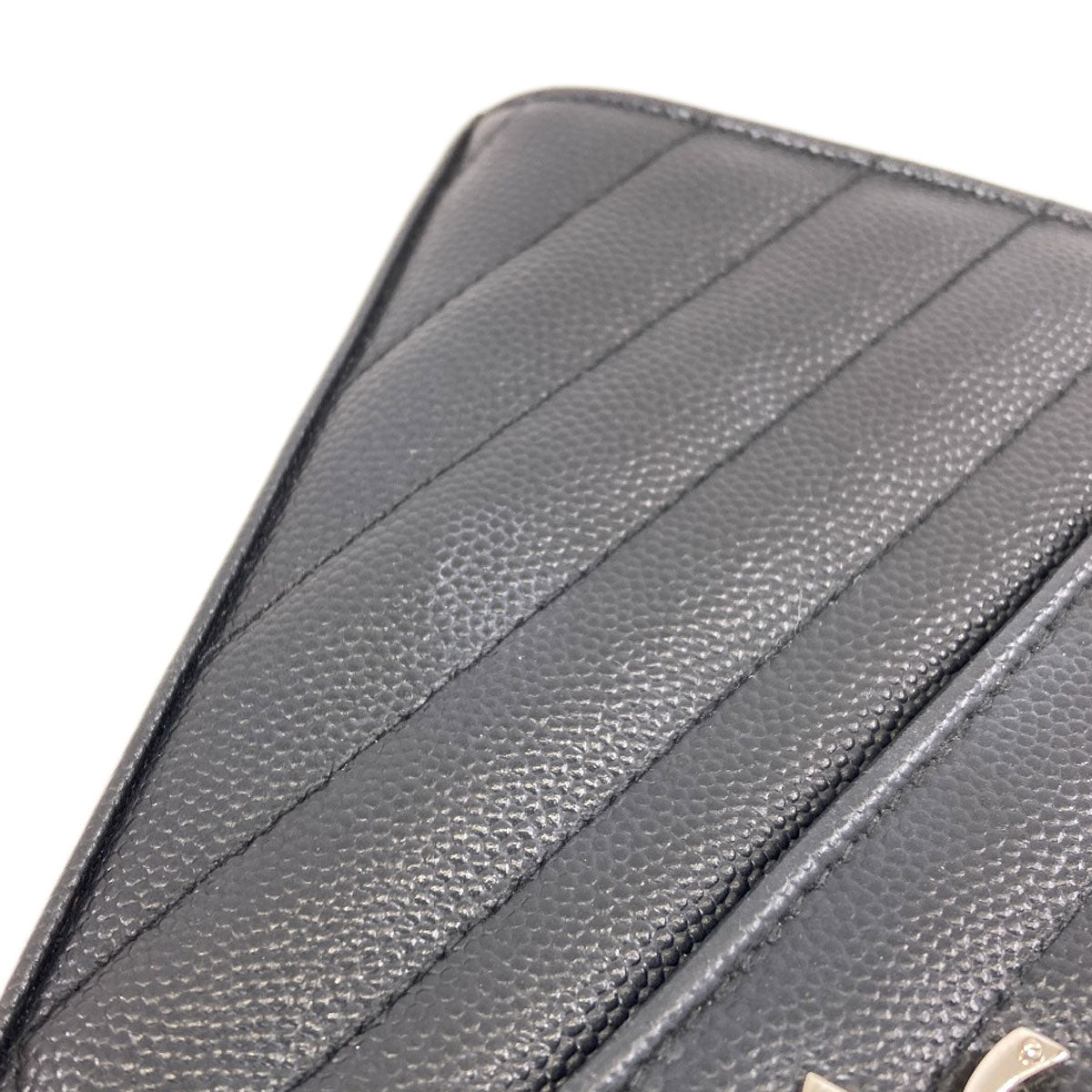 YVES SAINT LAURENT ChainShoulder V stitch Shoulder Bag Calf Ladies [Used]