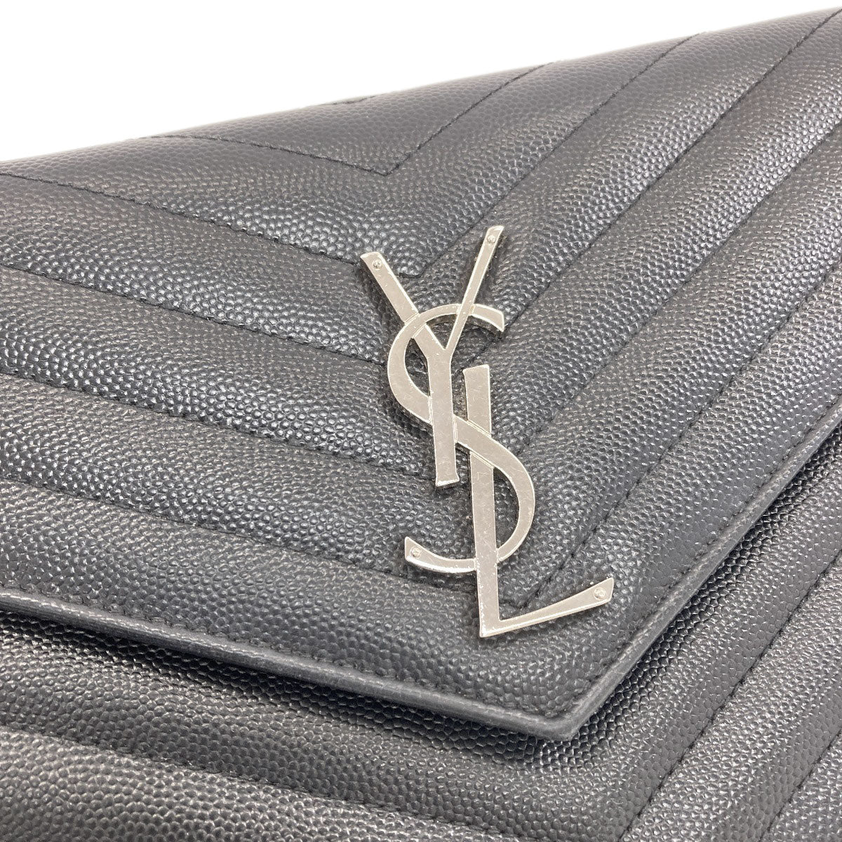 YVES SAINT LAURENT ChainShoulder V stitch Shoulder Bag Calf Ladies [Used]
