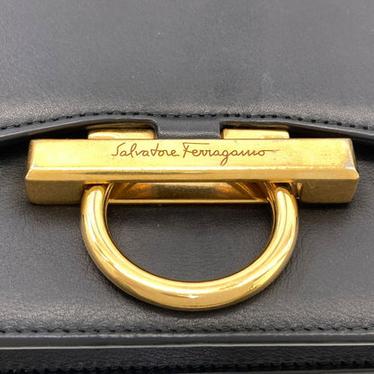 Salvatore Ferragamo Gancini Hardware Long Shoulder Shoulder Bag Leather Ladies [Used]