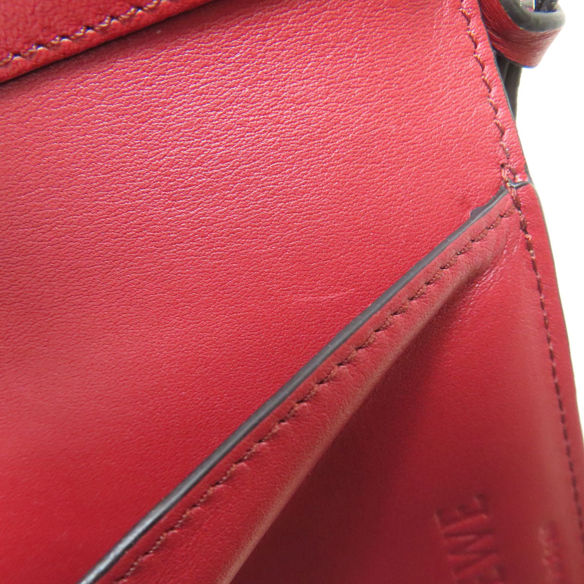 LOEWE slim zip bifold wallet Bifold Wallet with Coin Pocket Leather Ladies [Used]