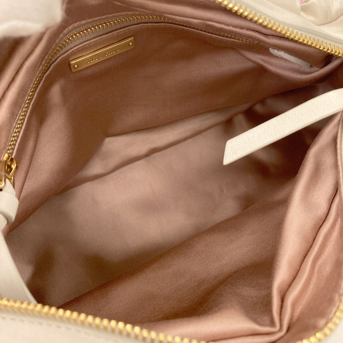MIUMIU Knot Design Handbag Calf Ladies [Used]
