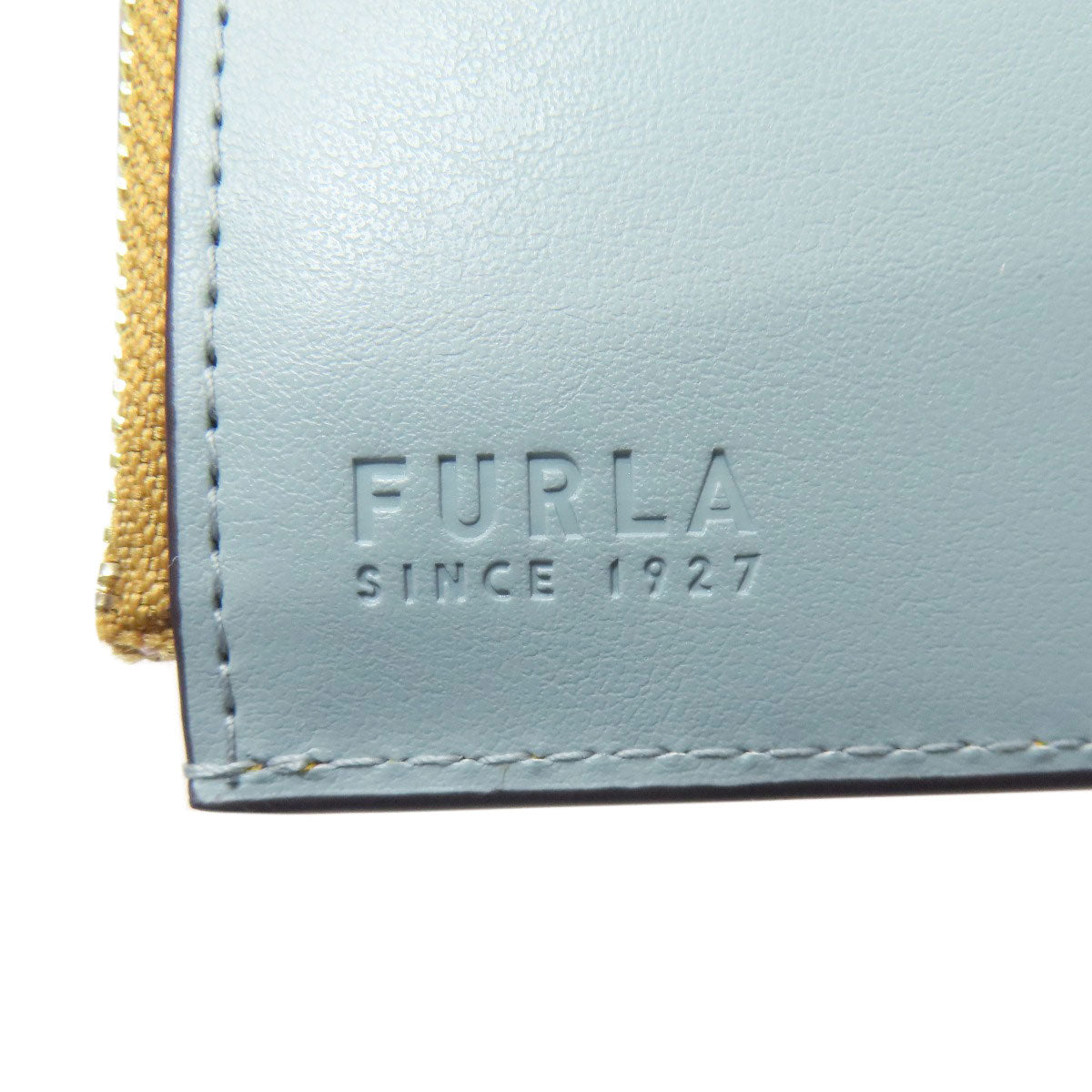 Furla アーチロゴ Tri-fold wallet (with Coin Pocket) Leather Ladies [Used]
