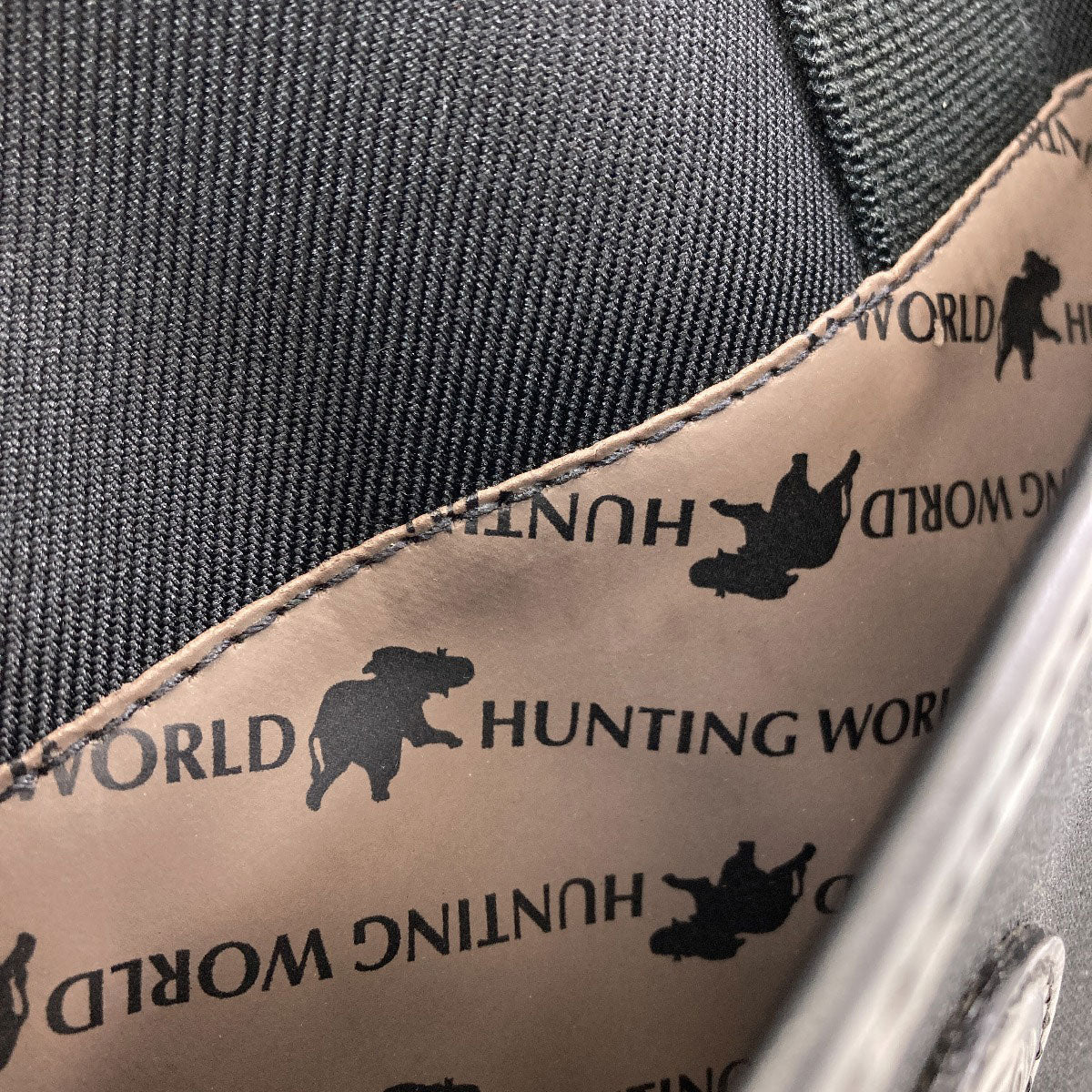 HUNTING WORLD logo Handbag Canvas Ladies [Used]