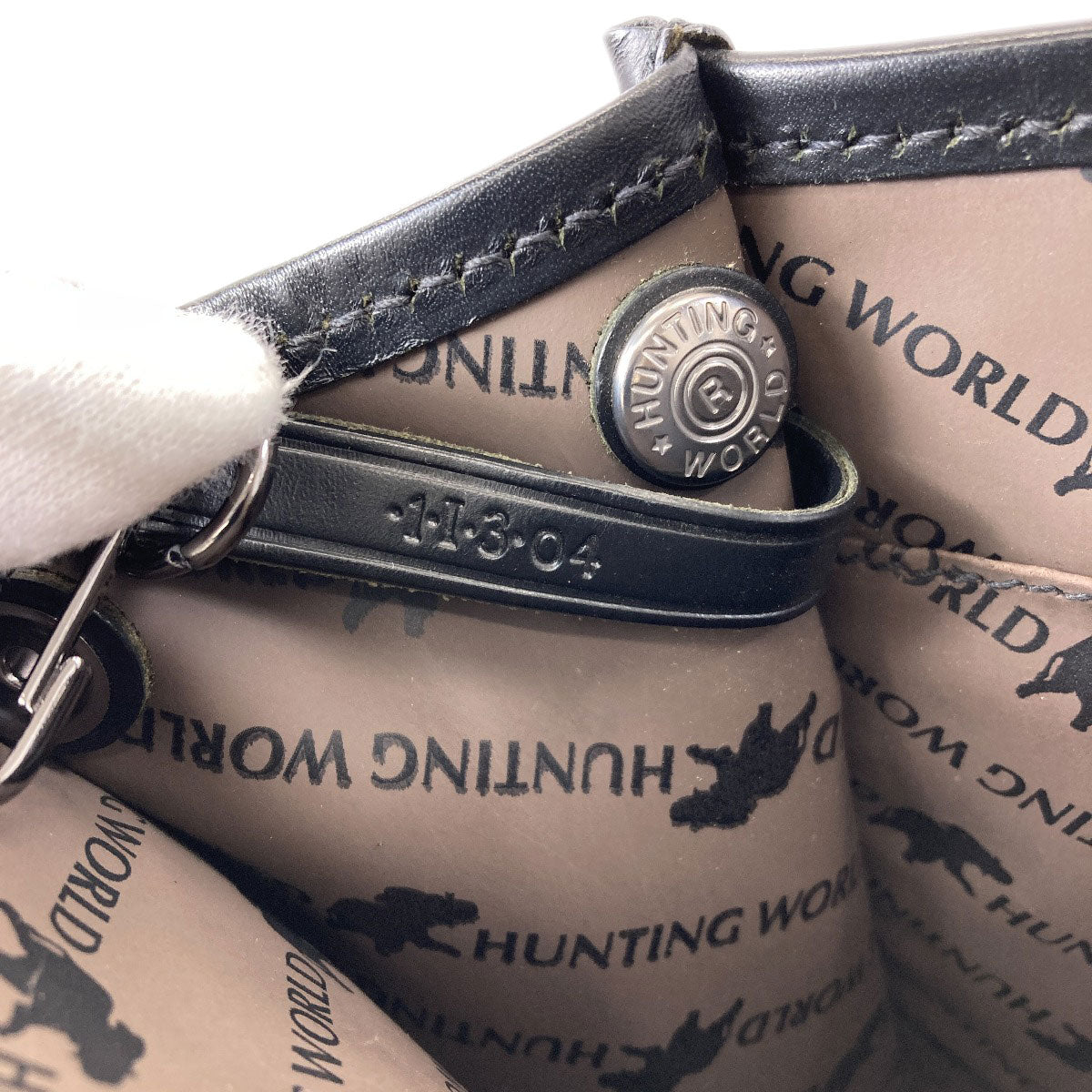 HUNTING WORLD logo Handbag Canvas Ladies [Used]