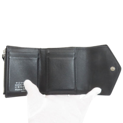 MaisonMargiela 4 stitches Bifold Wallet with Coin Pocket Enamel Ladies [Used]