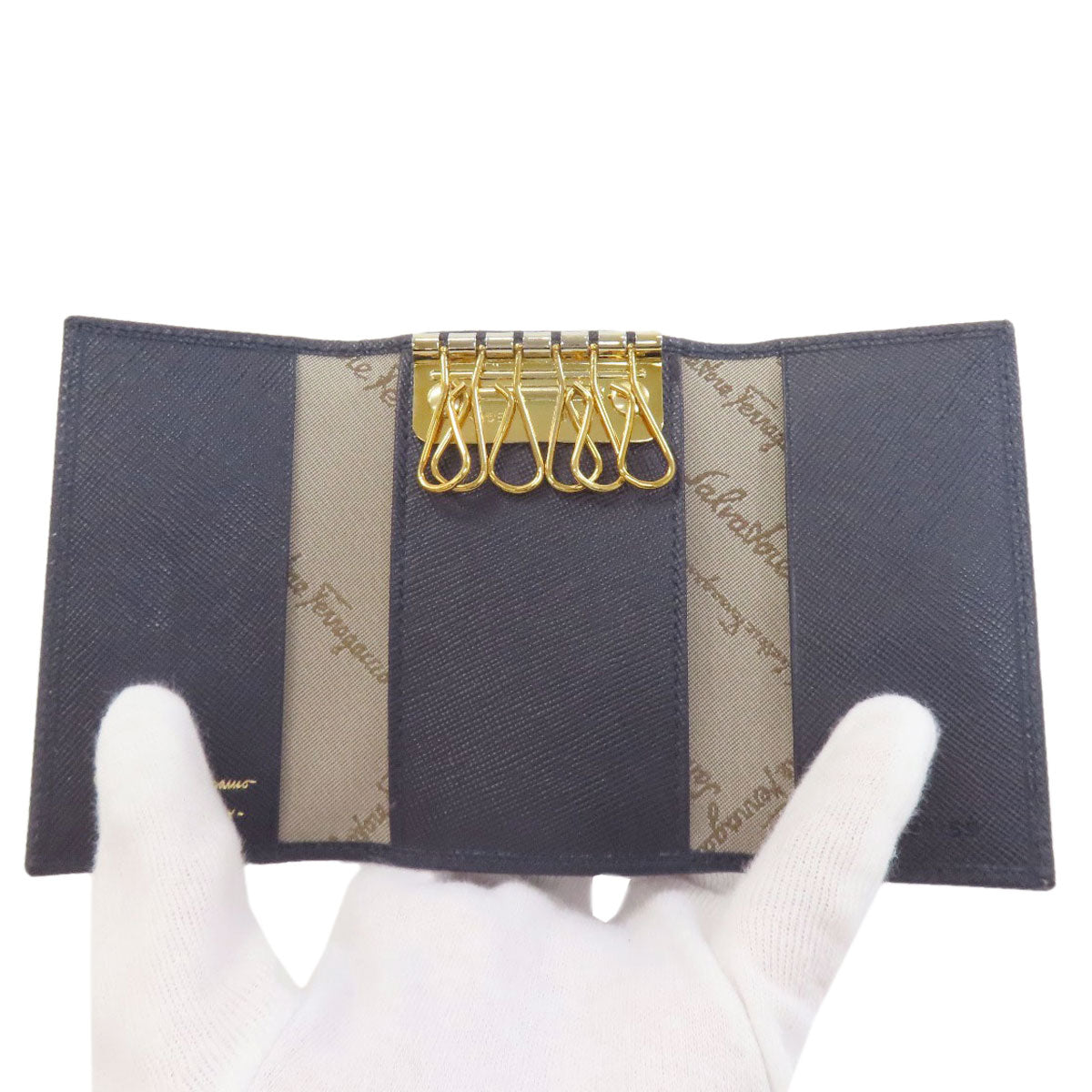Salvatore Ferragamo GanciniHardware key holder Leather Ladies [Used]