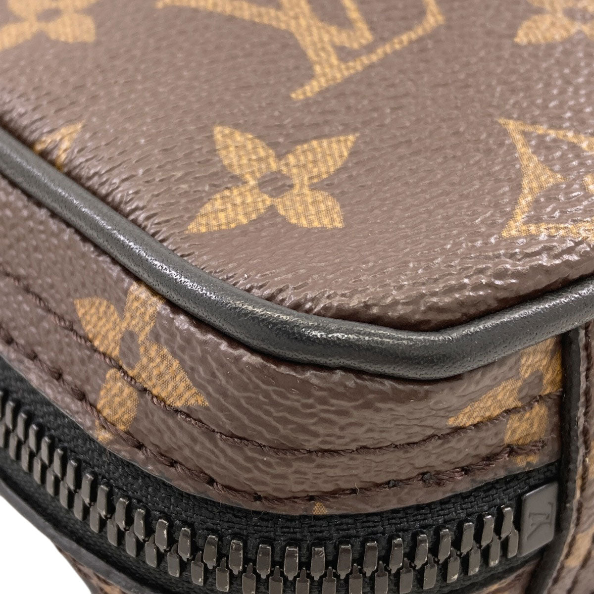 LOUIS VUITTON M44428 Utility side bag Hip bag, waist bag Monogram canvas Ladies [Used]