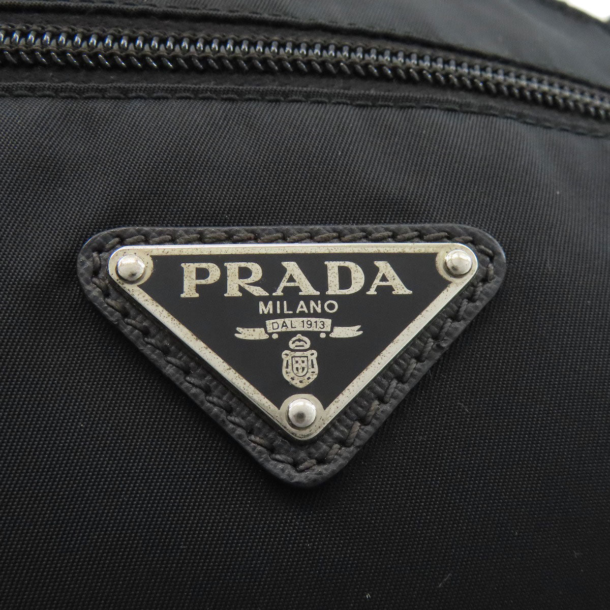 PRADA VA0563 Logo Hardware Shoulder Bag Nylon Ladies [Used]