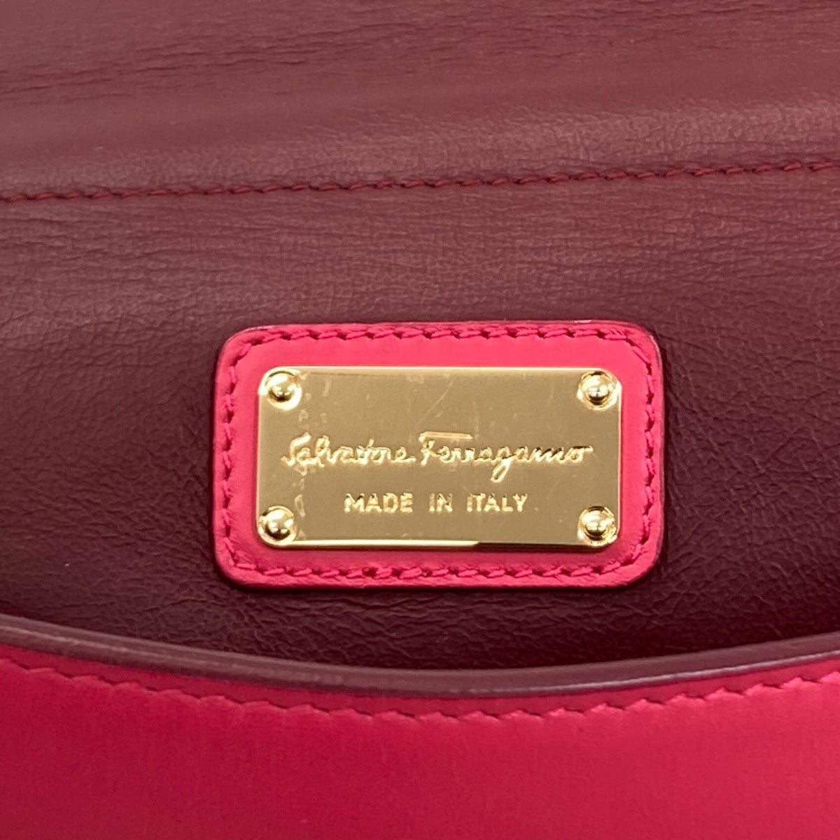 Salvatore Ferragamo Sophia Gancini Hardware Handbag Leather Ladies [Used]